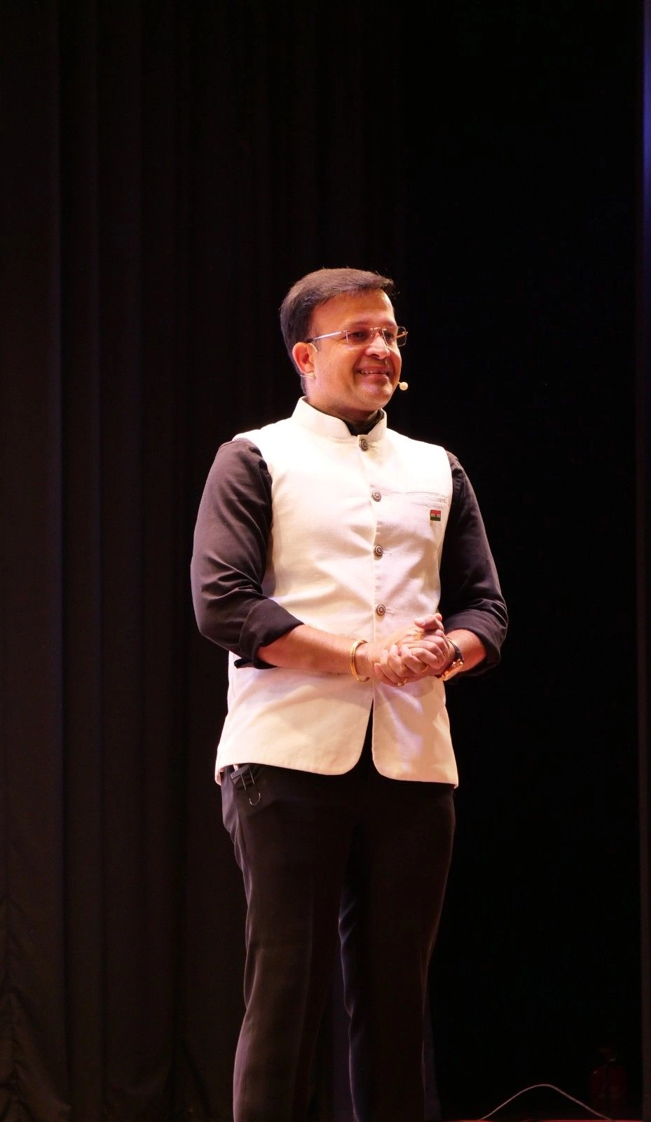 Dr Vishnu Mane addressing an audience